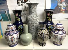 A LARGE MOTTLED CERAMIC VASE; 52 CMS, A PAIR OF BLUE FLORAL DECORATED VASES, MODERN CHINESE