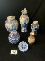 19TH-CENTURY CHINESE BLUE AND WHITE VASE AND COVER, 22 CM, A GINGER JAR, THREE SMALL BLUE AND