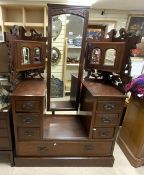 VICTORIAN MAHOGANY DRESSING TABLE