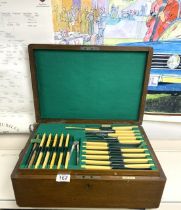 PART CANTEEN (KNIVES ONLY) OF WALKER & HALL PLATED CUTLERY IN OAK CASE.