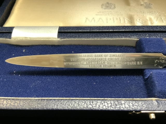 SILVER PLATED CASED MAPPIN & WEBB LETTER OPENER FROM THE RESERVE BANK OF ZIMBABWE 20.5CM - Image 3 of 6