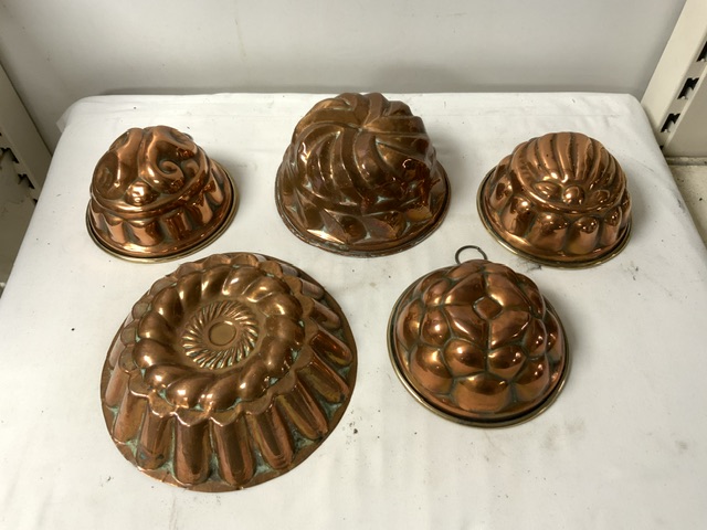 FIVE VICTORIAN COPPER JELLY MOULDS, A BRASS AND COPPER GALLERIED TRAY, COPPER HORN AND OTHER - Image 3 of 6