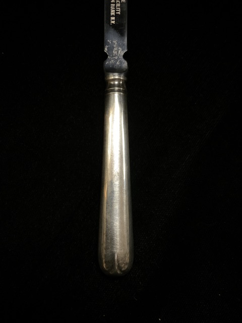 SILVER PLATED CASED MAPPIN & WEBB LETTER OPENER FROM THE RESERVE BANK OF ZIMBABWE 20.5CM - Image 5 of 6