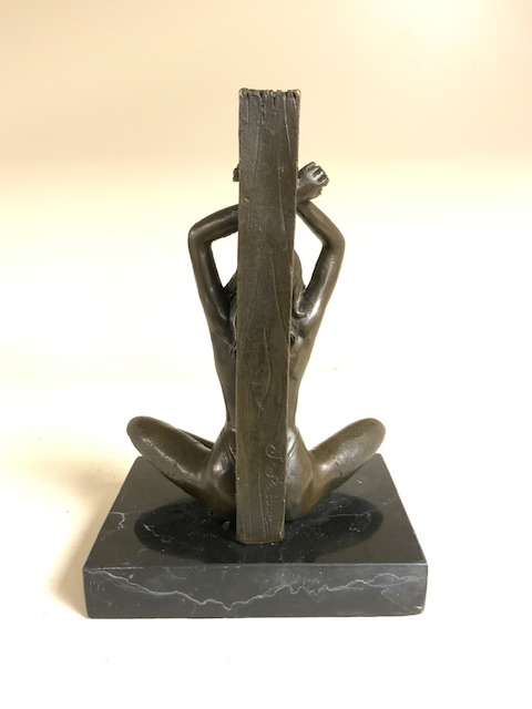 AFTER J. PATOUE (20TH CENTURY), PATINATED BRONZE FIGURE OF A NUDE BOUND AND BLINDFOLDED, IMPRESSED - Image 4 of 5