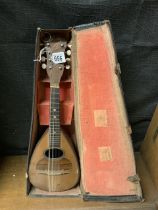 ANTIQUE MANDOLIN F.DE MUREDA ( FABBRICANTE DI STRUMENTI ARMONICI NAPOLI ) CASED