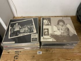 LARGE QUANTITY OF ELVIS LP'S / ALBUMS EARLY TO LATE