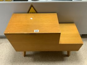 MID-CENTURY TEAK SEWING BOX ON SPLAYED LEGS BY VANSON