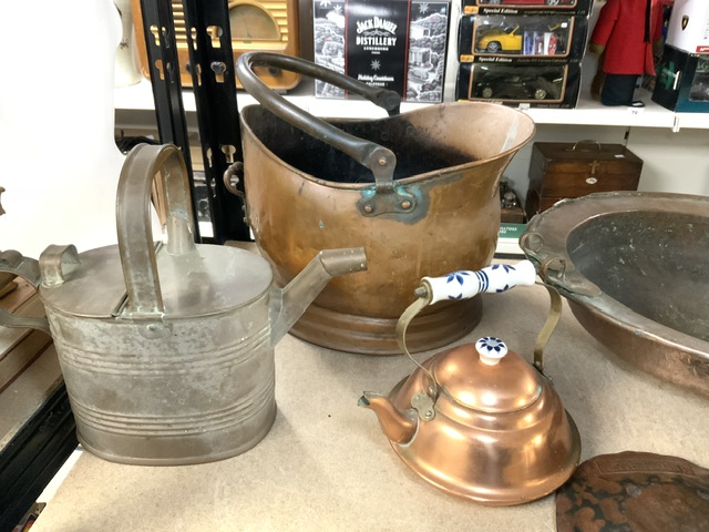 MIXED COPPER ITEMS INCLUDES COAL BUCKET AND MORE - Image 4 of 4
