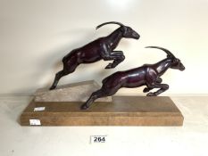 DAUVERGNE FRENCH ART DECO SPELTER GROUP 0F LEAPING SPRINGBOKS ON MARBLE BASE, 42X25 CMS.