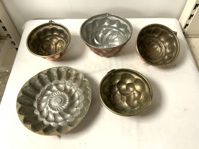 FIVE VICTORIAN COPPER JELLY MOULDS, A BRASS AND COPPER GALLERIED TRAY, COPPER HORN AND OTHER - Image 5 of 6