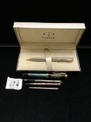 BOXED PARKER PEN WITH A PELIKAN 18CT NIB FOUNTAIN PEN AND MORE