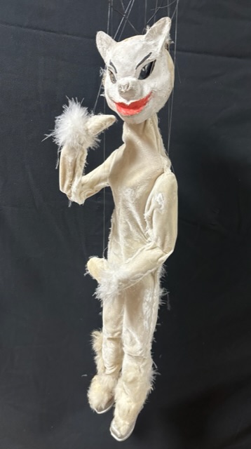 LARGE CABARET PUPPET CAT APPEARED AT KEYHOLE CLUB PICCADILLY LONDON 74CM