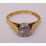 18ct yellow gold and diamond solitaire ring, approx total weight 2.4g