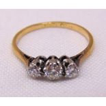18ct yellow gold three stone diamond ring, approx total weight 1.2g