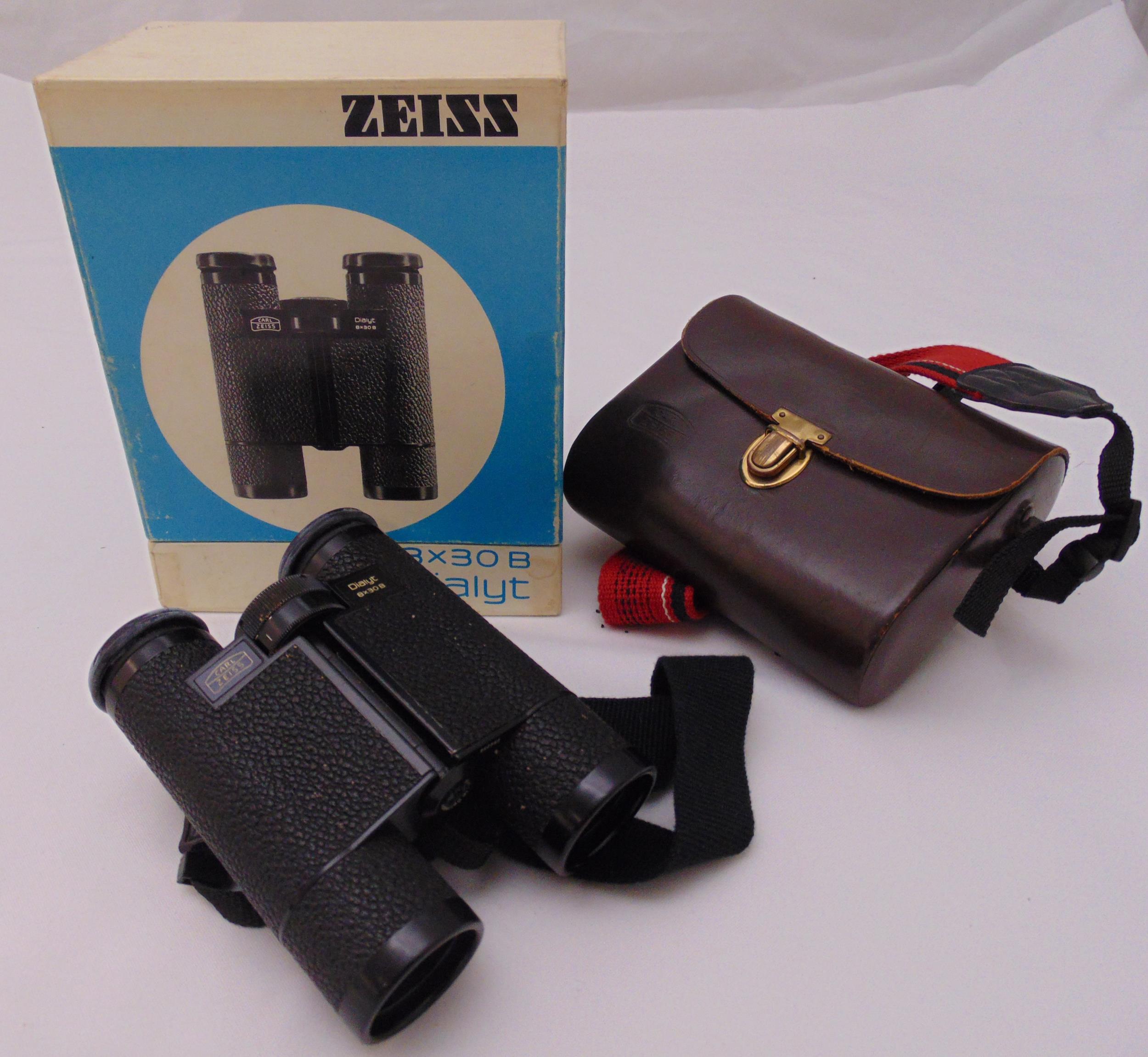 Zeiss 8 x 30 Dialyt binoculars in fitted leather case to include original packaging