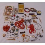 A quantity of costume jewellery to include a bracelet, a ring, cufflinks and a pendant