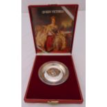 Queen Victoria Royal Lineage hallmarked silver limited edition dish 213 of 1500, in presentation
