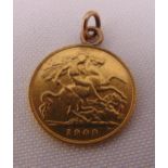 A 1909 half sovereign converted to a pendant