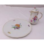 Meissen coffee pot with floral decoration, flower finial and scroll handle, 22cm (h) and a