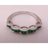 18ct white gold and emerald ring, approx total weight 3.1g