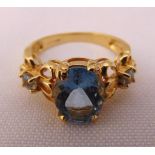 9ct yellow gold and aquamarine dress ring, approx total weight 4.4g