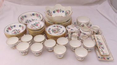 Aynsley Pembroke dinner and tea service to include plates, serving dishes, cups and saucers (72)