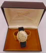 Longines gentlemans 18ct gold quartz wristwatch on Longines leather strap to include original box