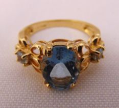 9ct yellow gold and coloured stone dress ring, approx total weight 4.4g