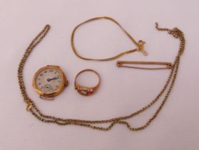 A quantity of jewellery to include a 9ct gold bracelet, a ring A/F, a bar brooch, a wristwatch and a