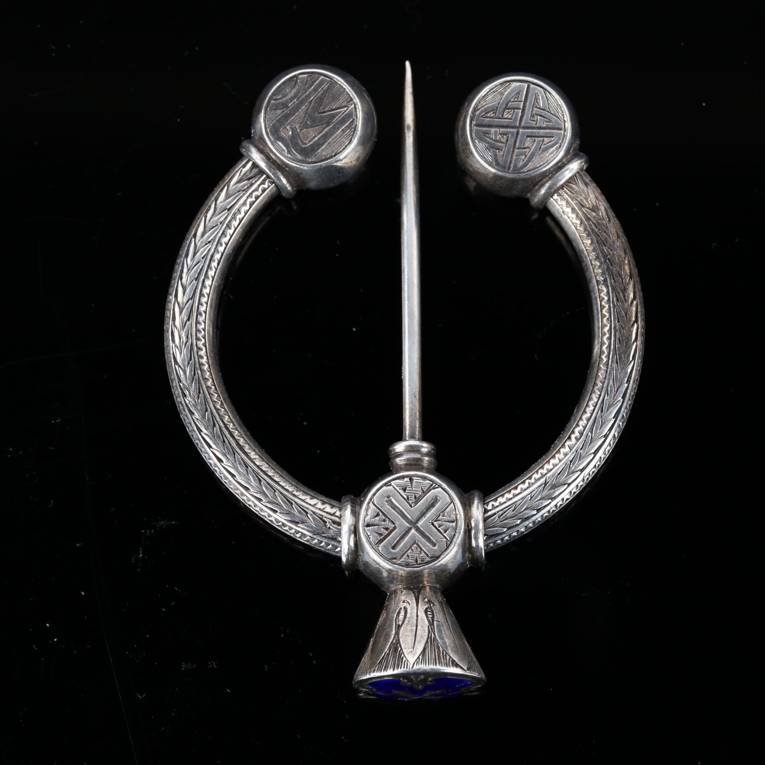 A 19th century Scottish Celtic blue enamel penannular brooch, unmarked silver settings with - Image 3 of 4