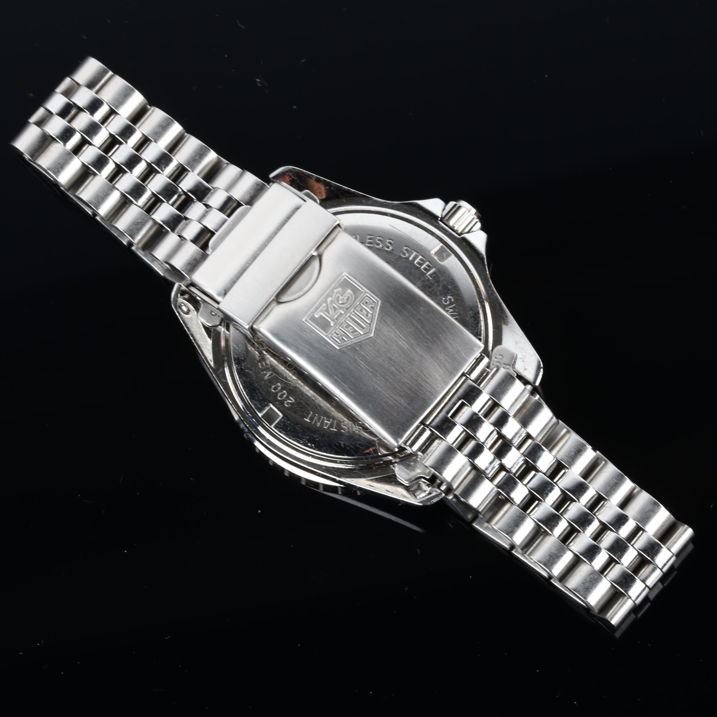 TAG HEUER - a Vintage stainless steel 1000 Professional 200M quartz bracelet watch, ref. 980.113N, - Image 3 of 5