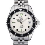 TAG HEUER - a Vintage stainless steel 1000 Professional 200M quartz bracelet watch, ref. 980.113N,