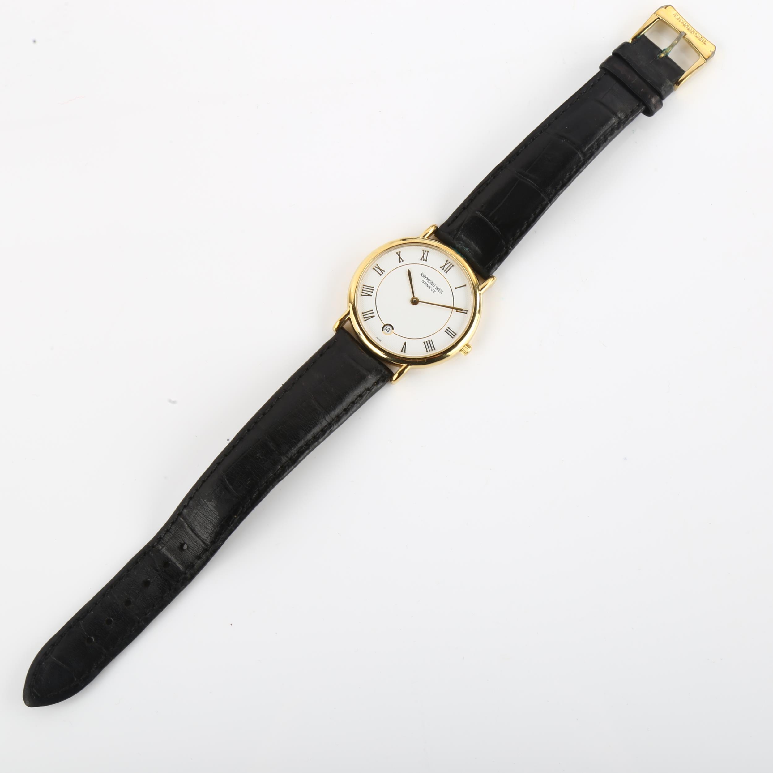 RAYMOND WEIL - a gold plated Geneve quartz wristwatch, ref. 9124-2, white dial with gilt Roman - Image 2 of 5