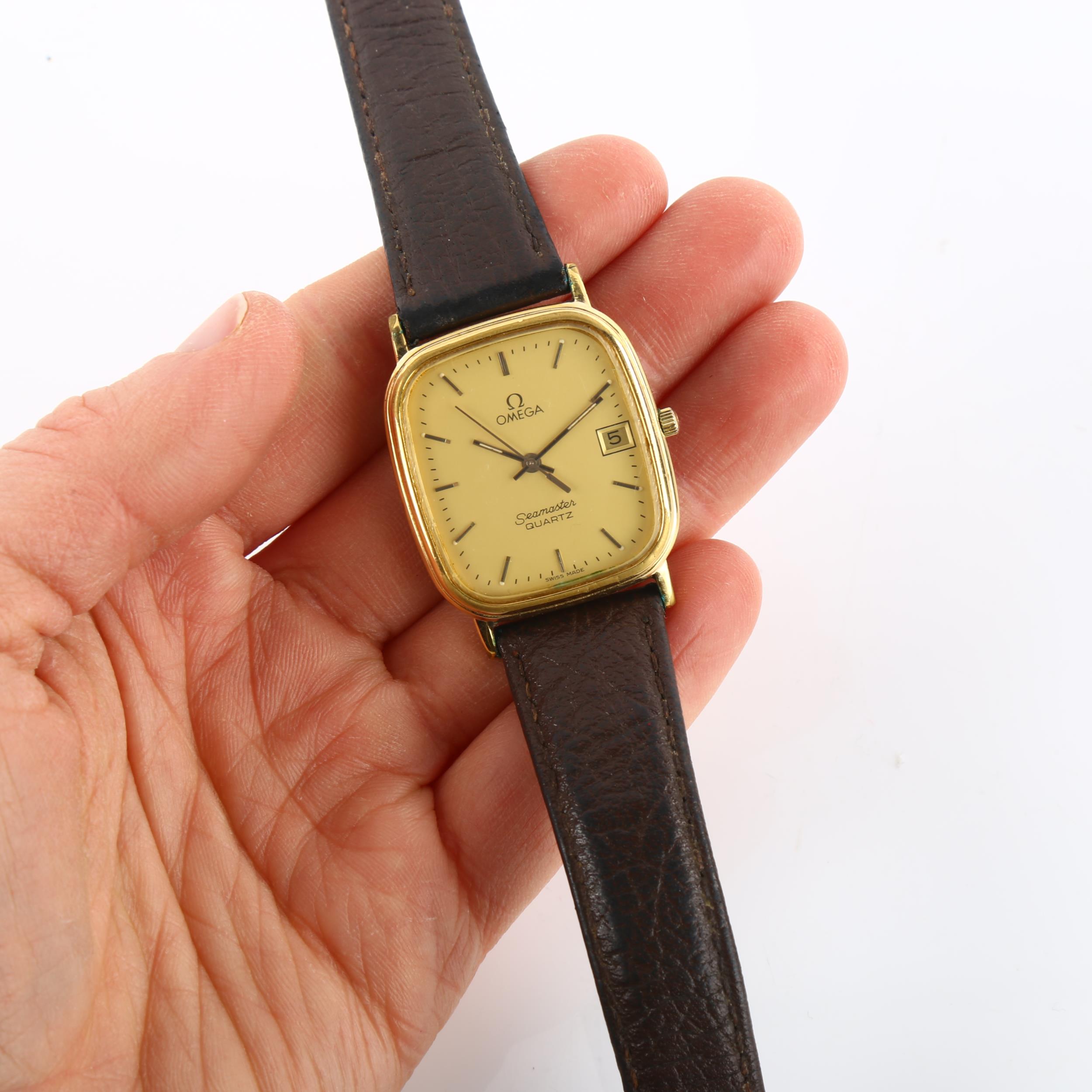 OMEGA - a gold plated stainless steel Seamaster quartz wristwatch, ref. 1430, champagne dial with - Image 4 of 5