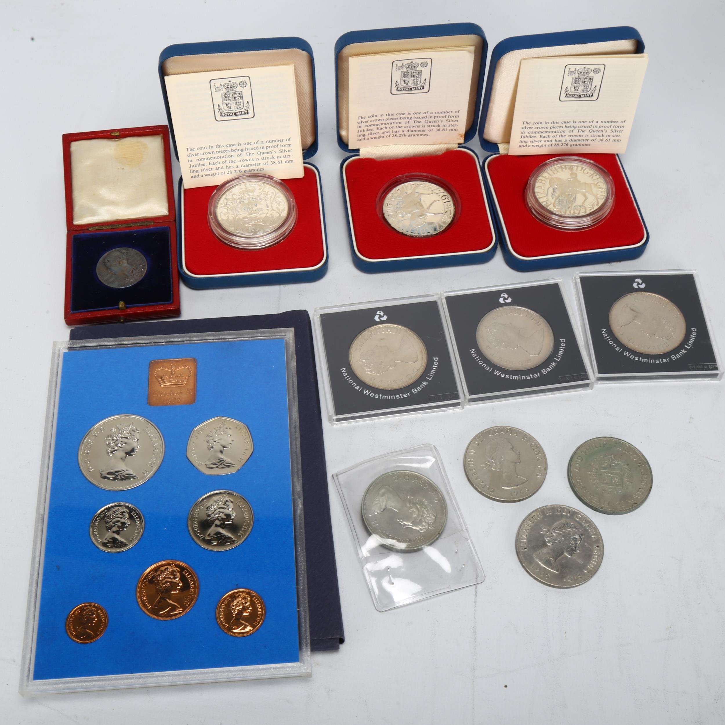 A collection of British commemorative coins, 3 silver proof crowns and Victoria Diamond Jubilee - Image 3 of 3