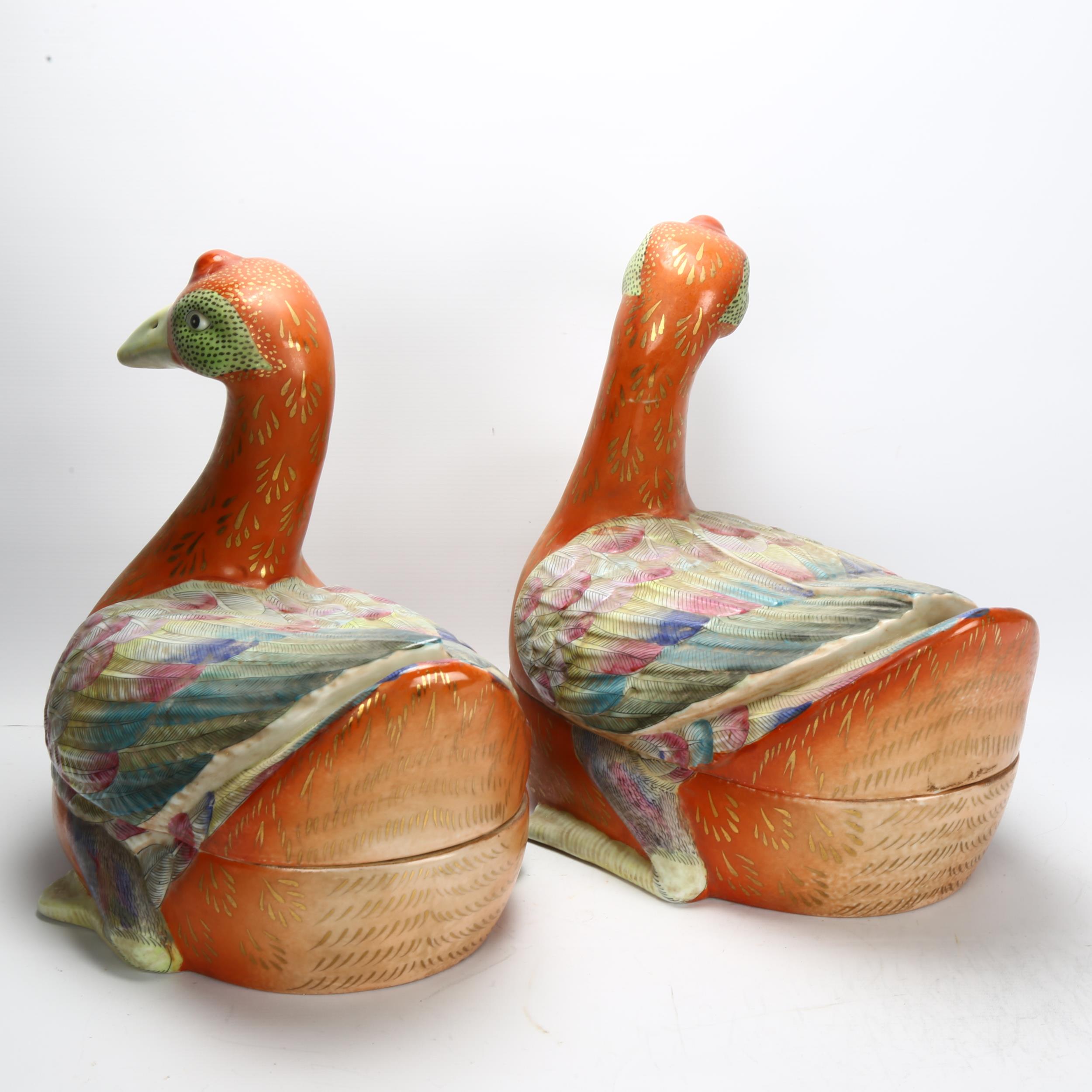 A pair of large Chinese porcelain goose tureen containers, late 19th/ early 20th century, with - Image 2 of 3