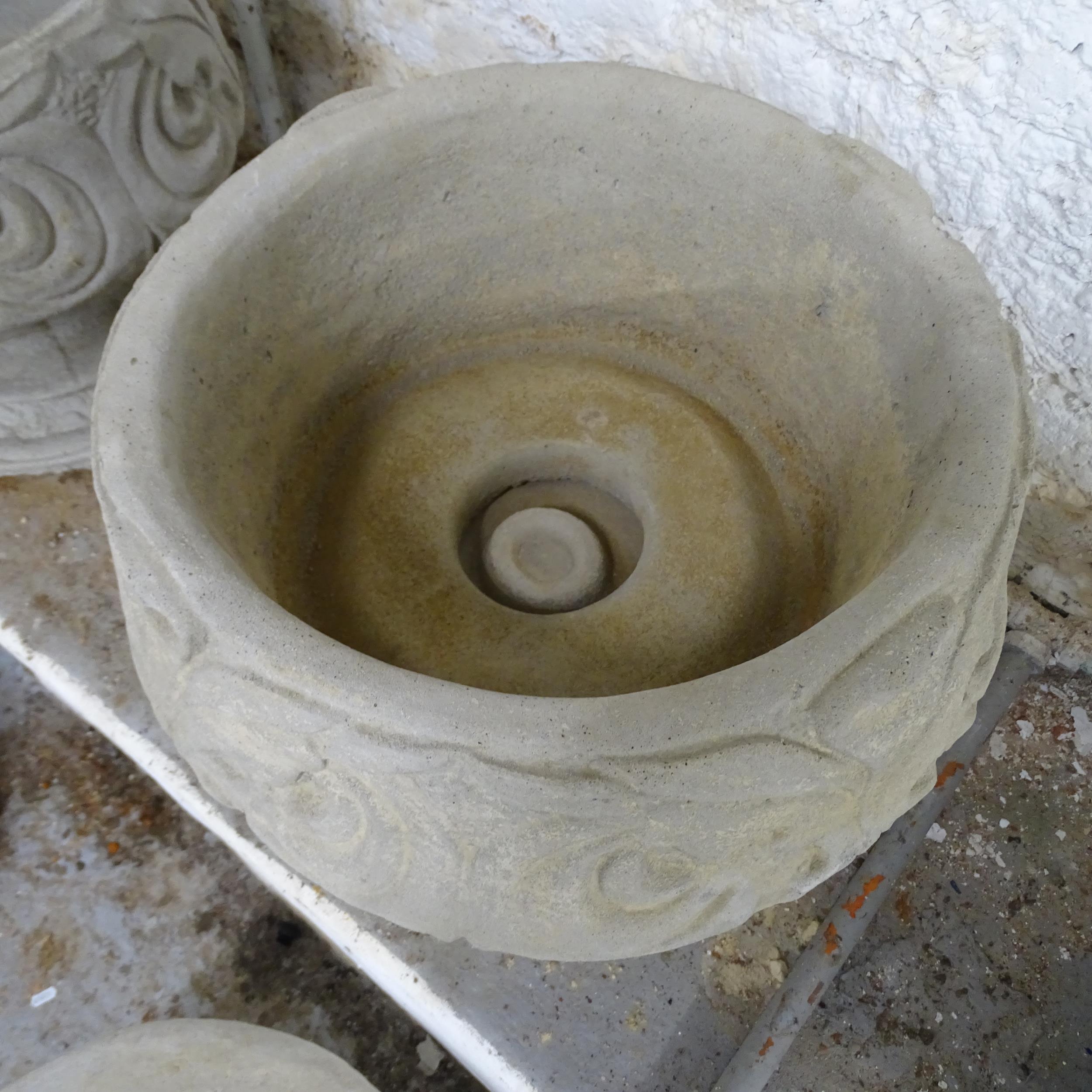 A pair of two-section circular concrete garden urns. 40x40cm - Image 2 of 2