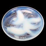 Pierre D'Avesn opalescent glass carp design bowl, diameter 30cm Very good condition