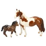 BESWICK - Connemara horse, height 16cm, and Beswick foal (ear chipped) (2)