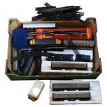 A quantity of Hornby, Hornby Dublo, Tri-ang and other loose coaches, train track and other