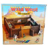 BRITAINS - Wild West Fort Comanche, model ref. 17553, appears complete and in original box