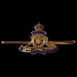 A 9ct gold Royal Artillery sweetheart brooch, with enamelled crown, length 50mm, 4.4g In good