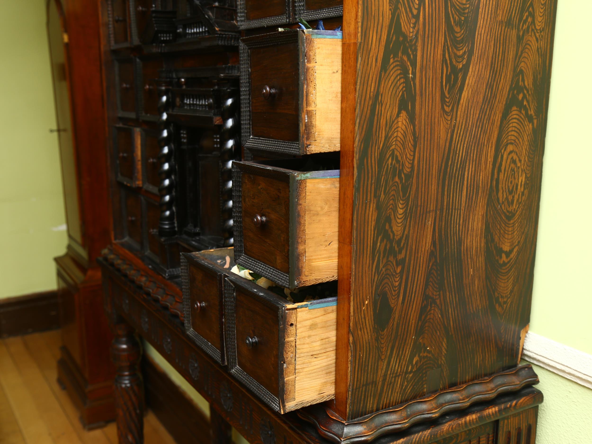 An 18th century Continental rosewood cabinet on stand, possibly Spanish or Portuguese, the central - Image 5 of 7