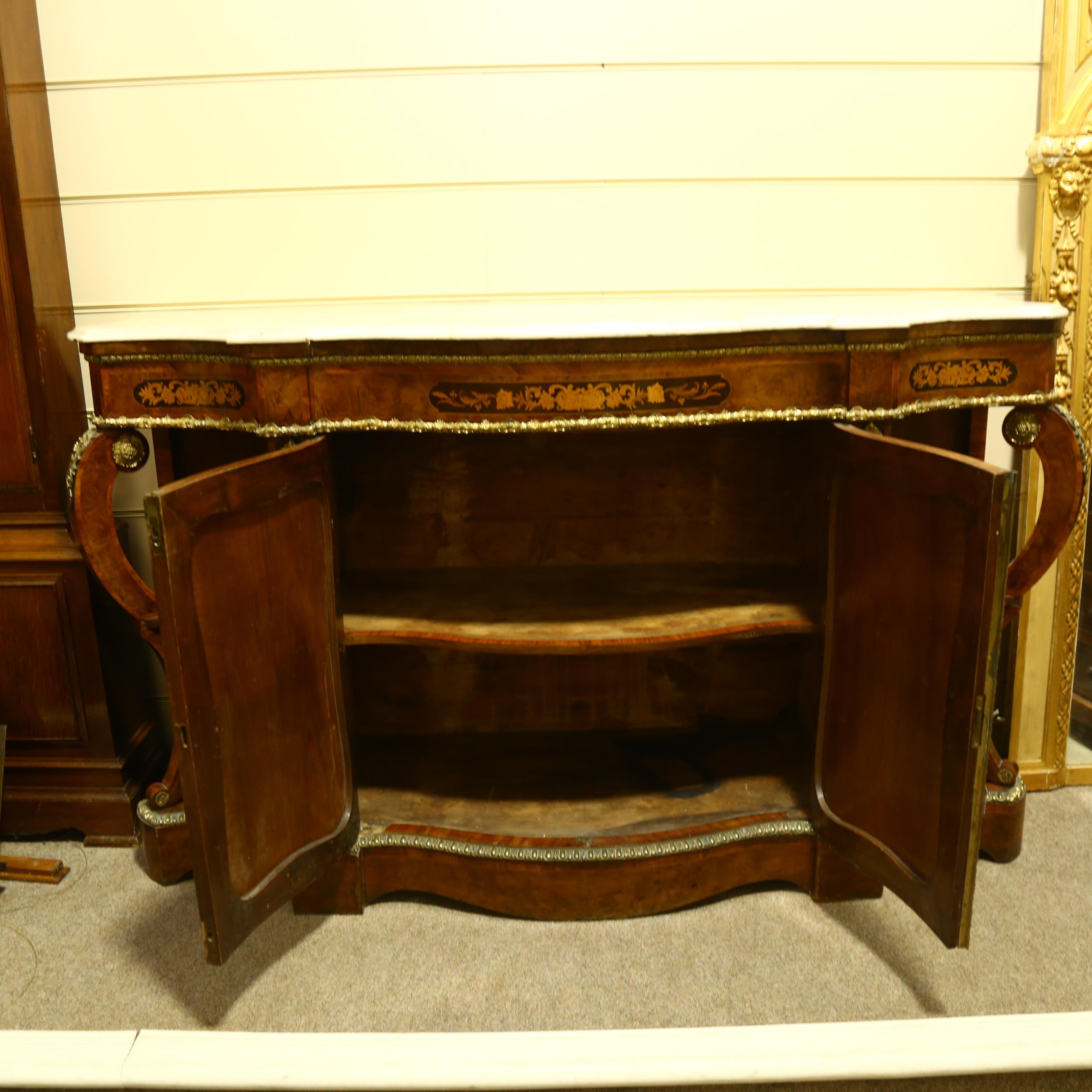 A French Napoleon III Empire style credenza, shaped serpentine form, walnut and kingwood, with - Image 6 of 6