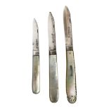 3 Georgian silver folding fruit knives, all hallmarked, mother of pearl handles Good overall