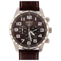 SEIKO - a stainless steel Solar quartz chronograph wristwatch, ref. V175-0CG0, maroon dial with