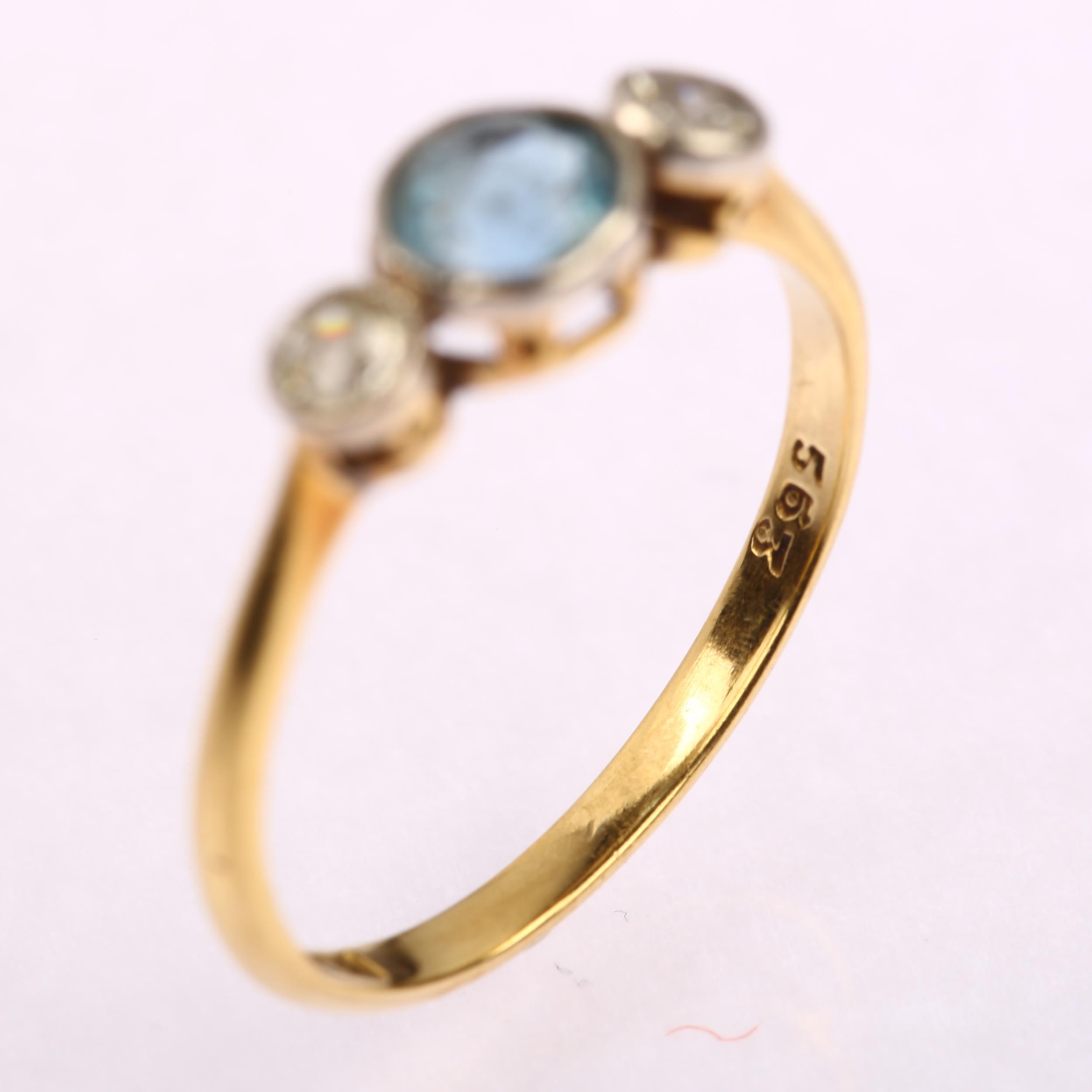 An early 20th century 18ct gold three stone aquamarine and diamond ring, bezel set with round-cut - Image 3 of 4