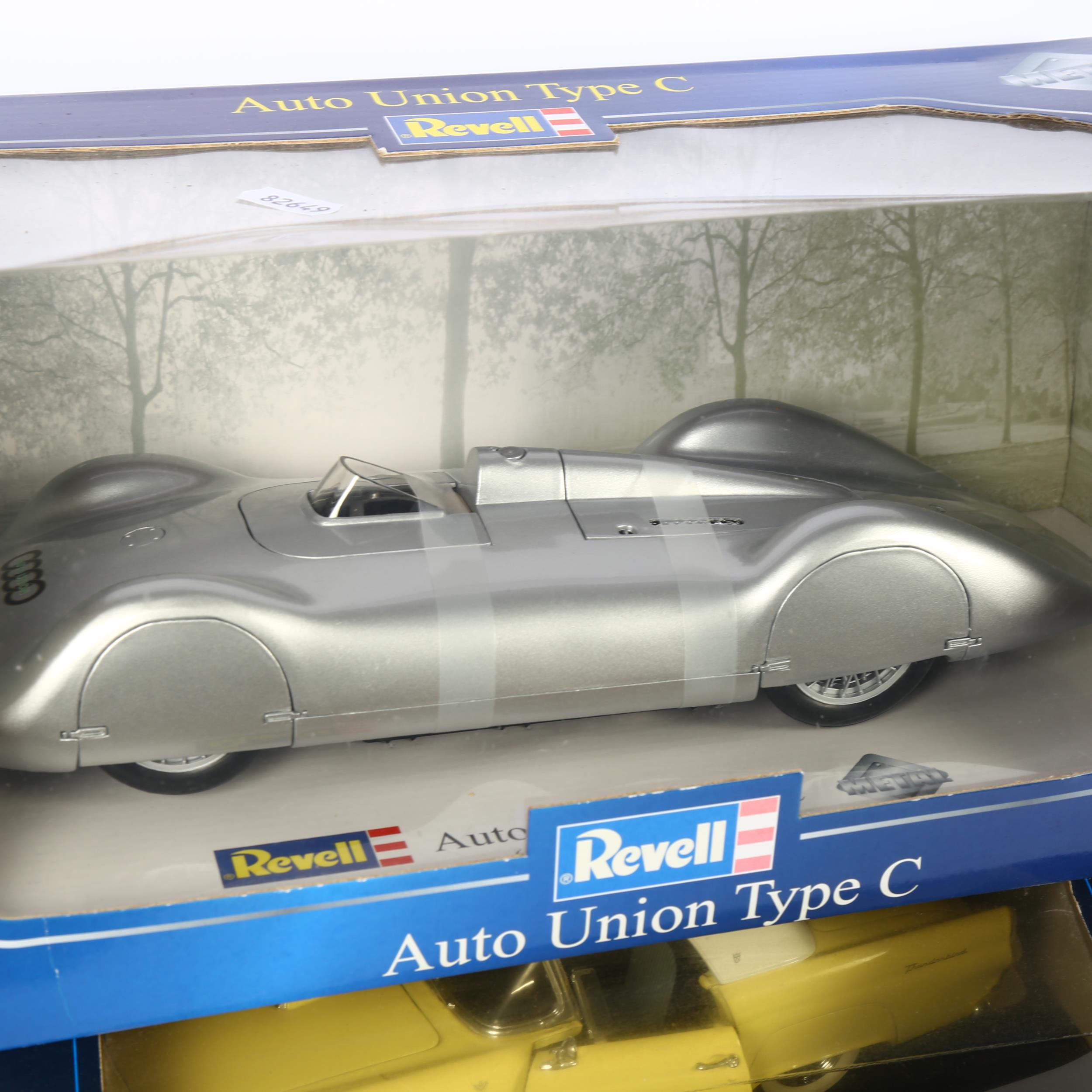 REVELL - a group of 1:18 scale diecast models, in original boxes, some with associated display - Image 2 of 2