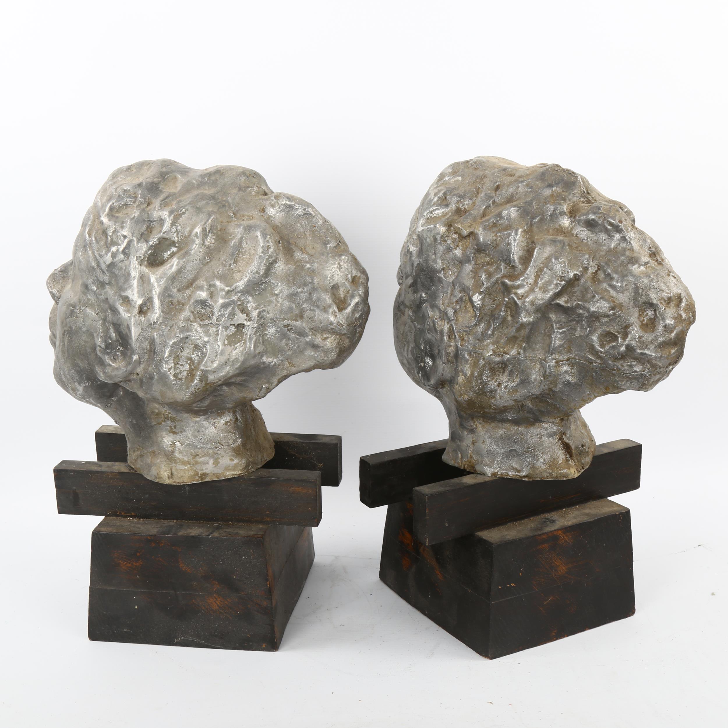 Alan Grimwood, 3 life-size cast aluminium head sculptures, 2 mounted on woodblock plinths (3) - Image 3 of 3