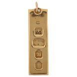 A late 20th century 9ct gold ingot pendant, maker's marks LHG, London 1978, height 47.6mm, 15g No
